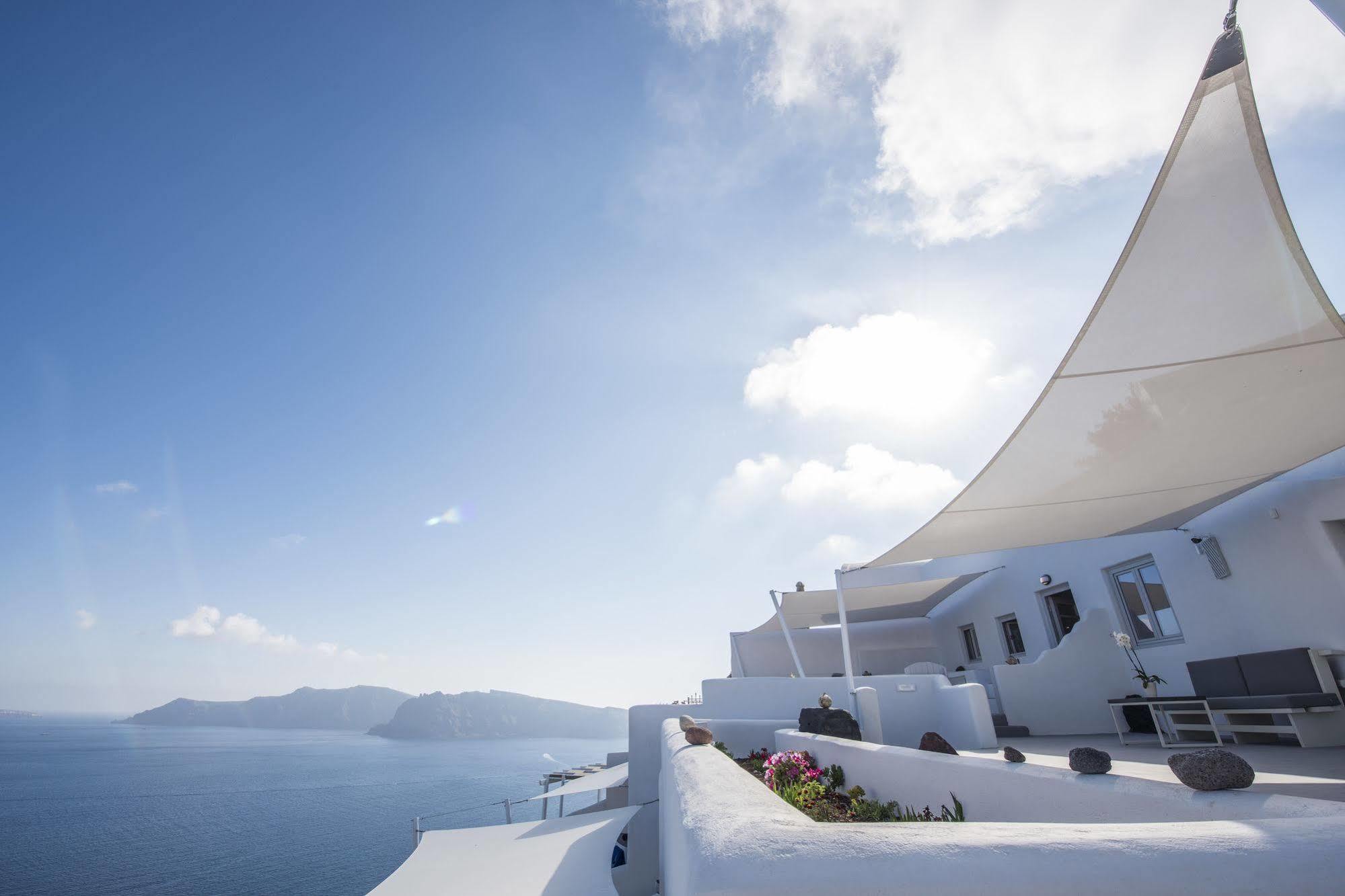 Ambition Suites (Adults Only) Oia  Exterior foto